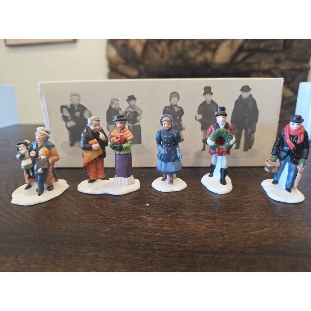 Department 56 Dickens Village David Copperfield Set of 5 #5551-4 . N.O.S.